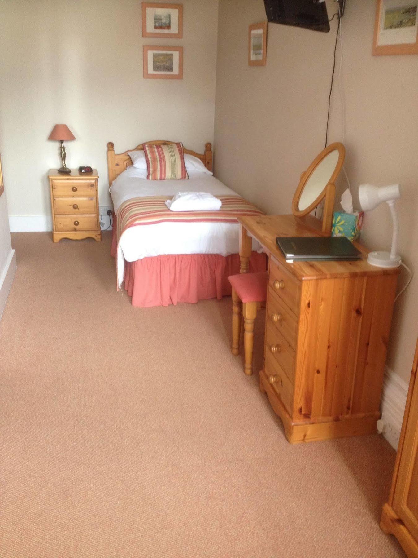 By The Sea Bed And Breakfast Eastbourne Exterior foto